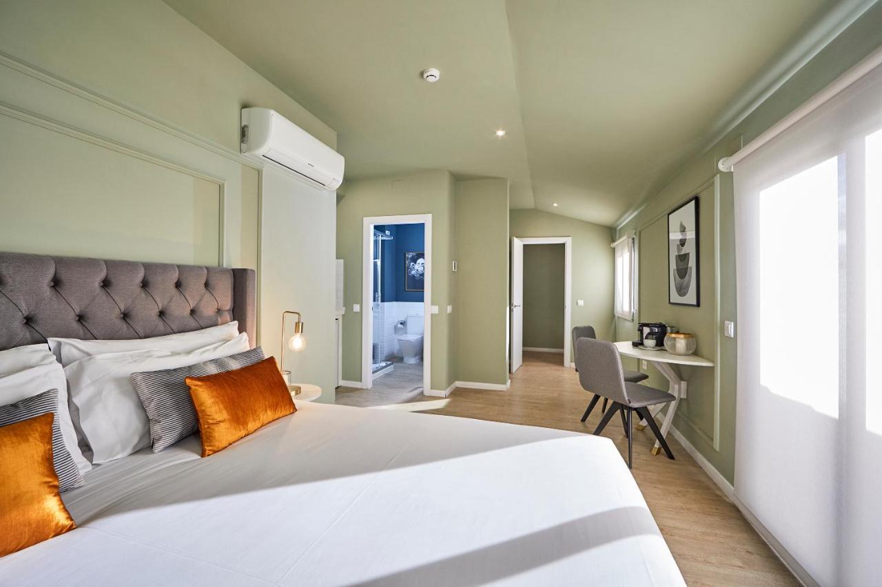 L&H La Latina Selection Aparthotel Мадрид Екстериор снимка