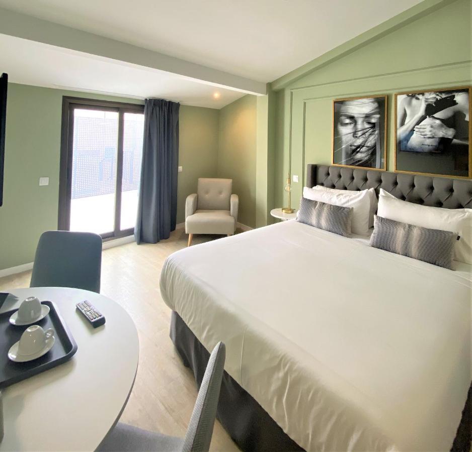 L&H La Latina Selection Aparthotel Мадрид Екстериор снимка